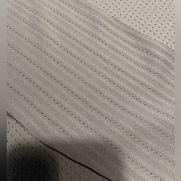 Lulu Lemon athletic top—Women’s size XL - Picture 5 of 6